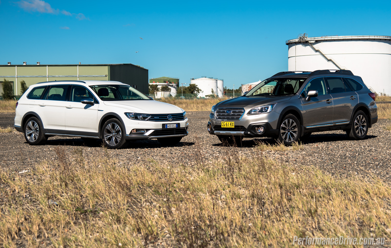 2016 Subaru Outback vs Volkswagen Passat Alltrack: comparison