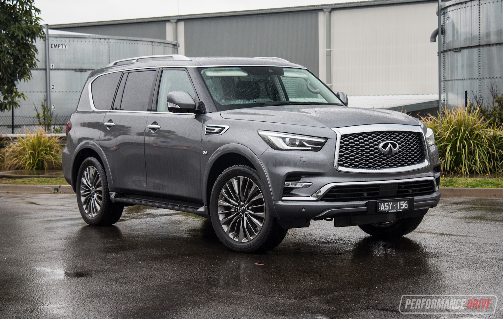 2018 Infiniti QX80 review (video)