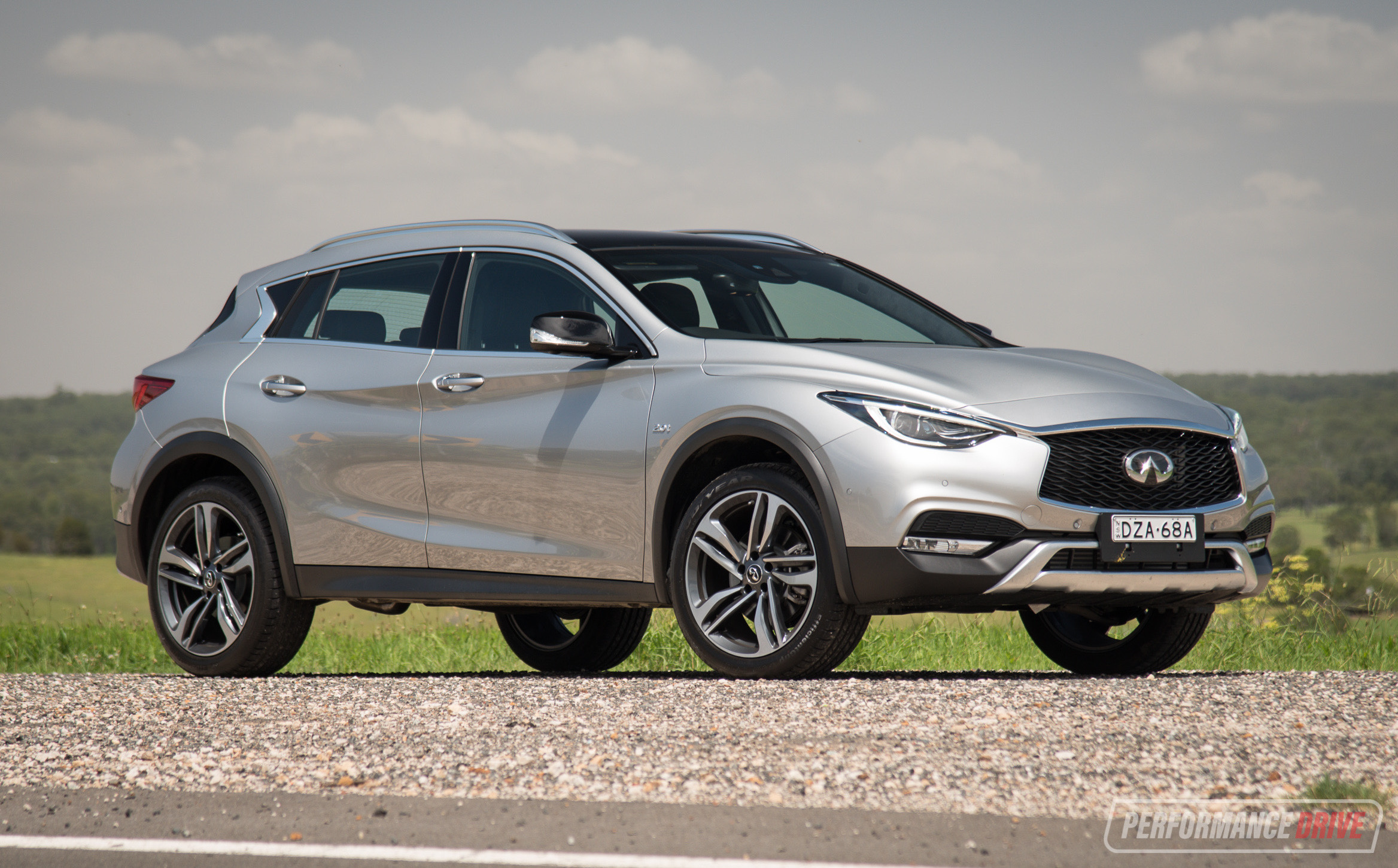 2019 Infiniti QX30 Sport review (video)