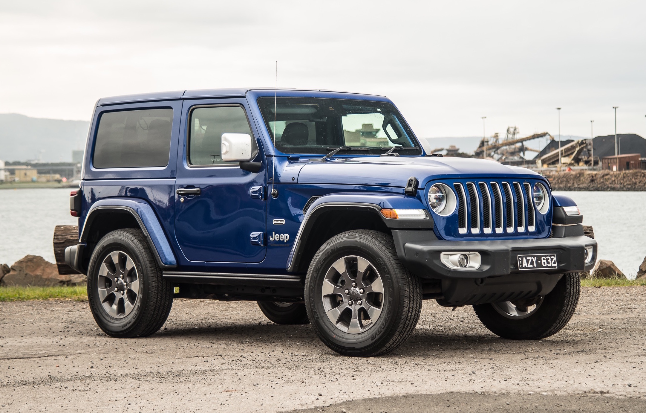 2019 Jeep Wrangler Overland V6 review (video)