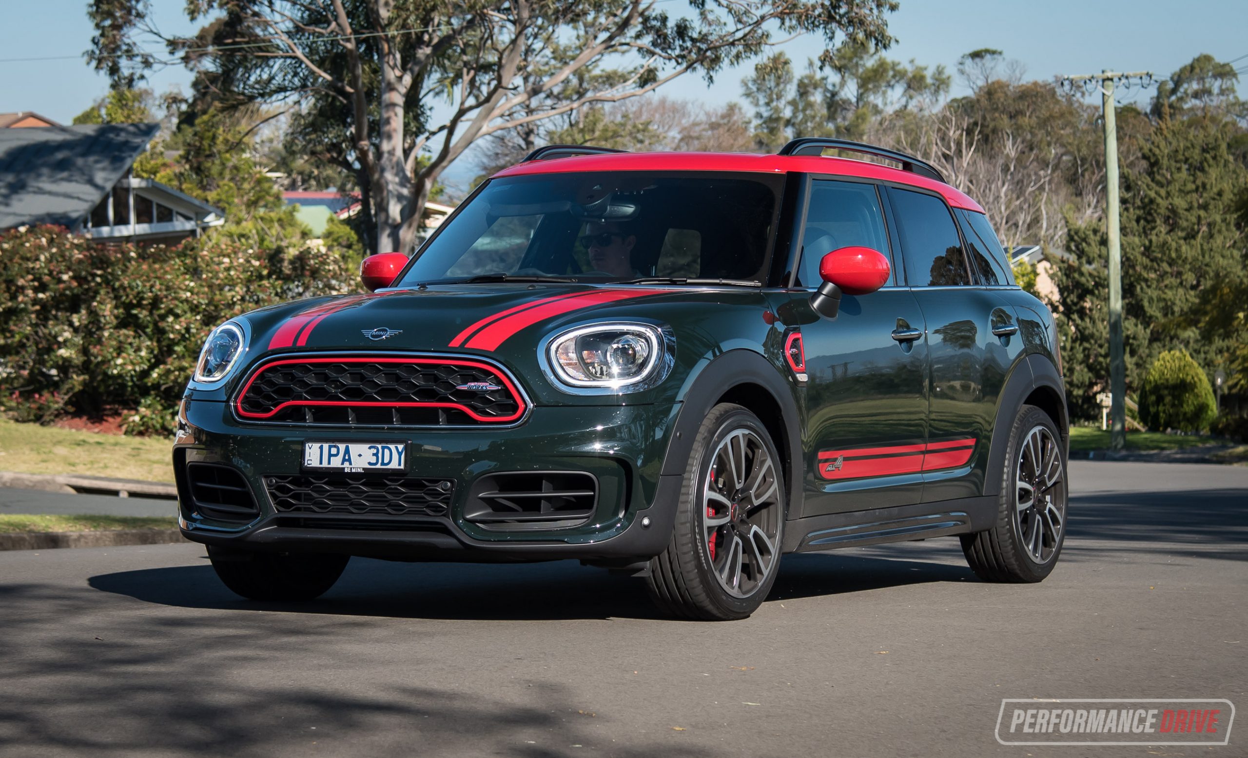 2020 MINI Countryman JCW review (video)