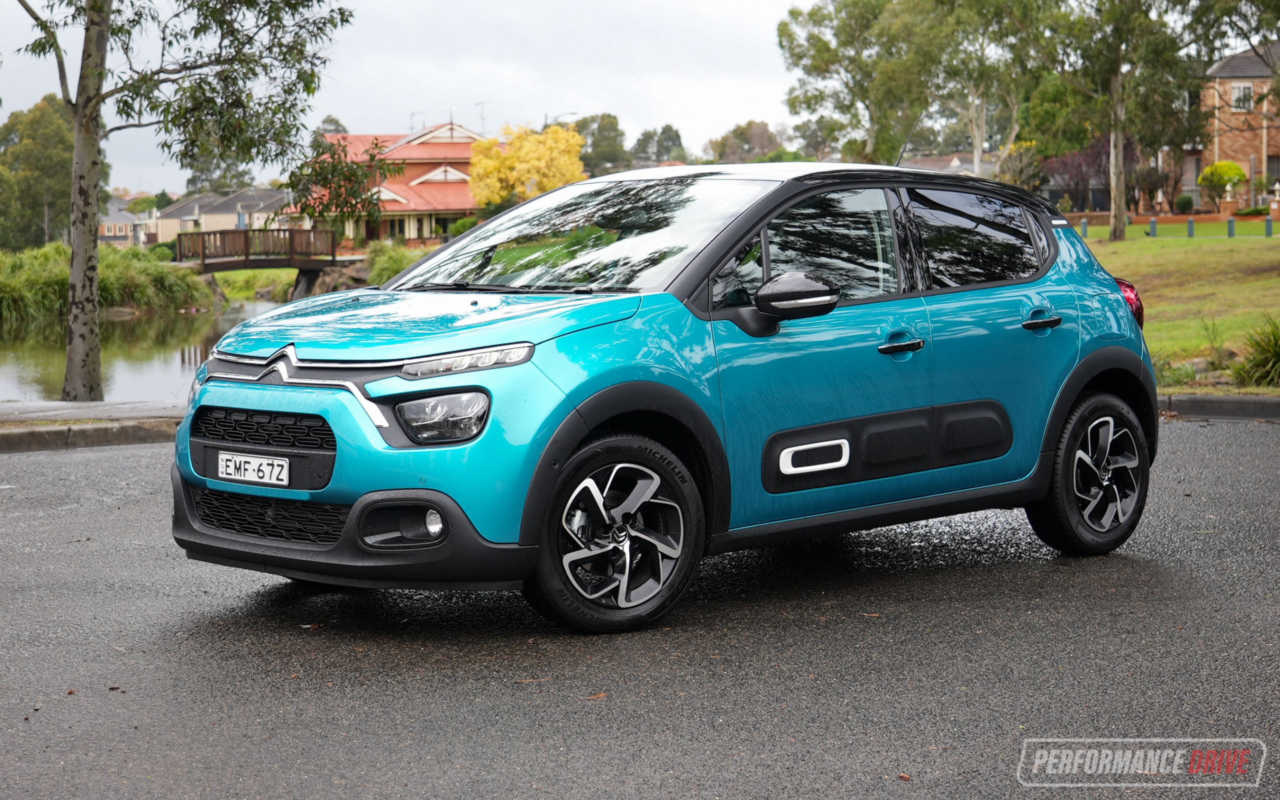 2021 Citroen C3 Shine review (video)