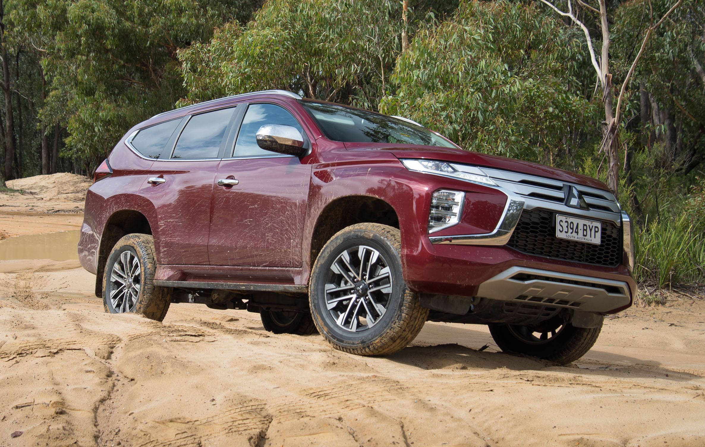 2021 Mitsubishi Pajero Sport GLS review (video)