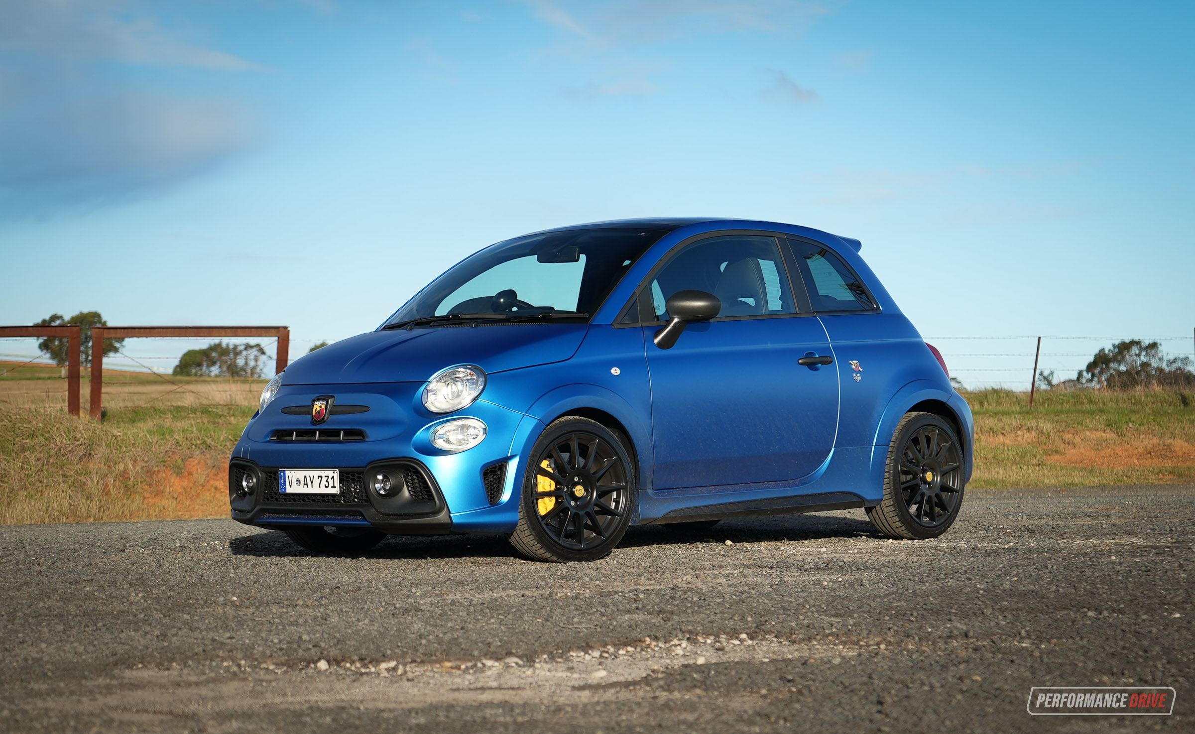 2022 Abarth 595 Competizione review (video)