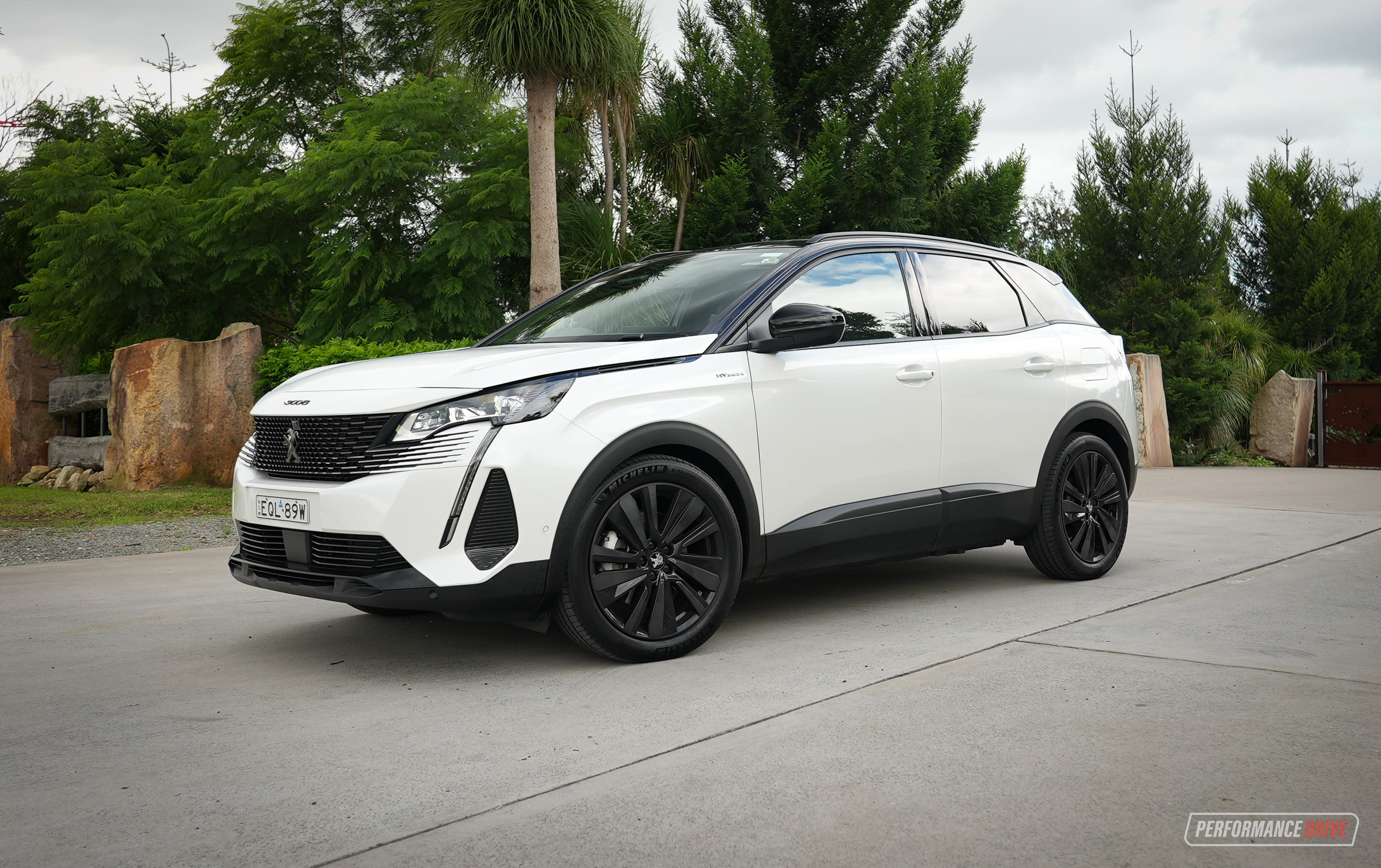 2022 Peugeot 3008 GT Sport Hybrid review (video)