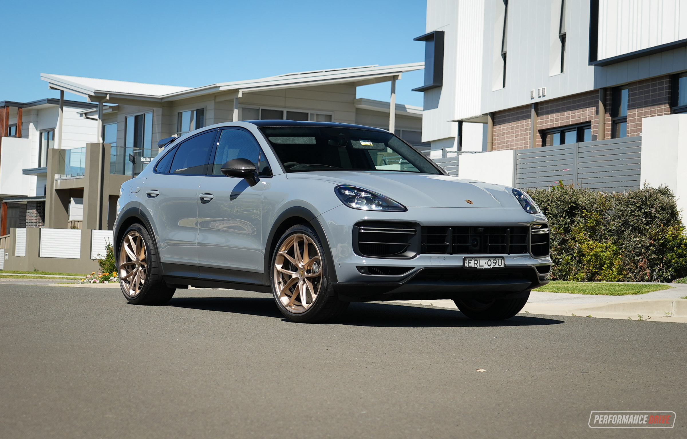 2022 Porsche Cayenne Turbo GT review (video)