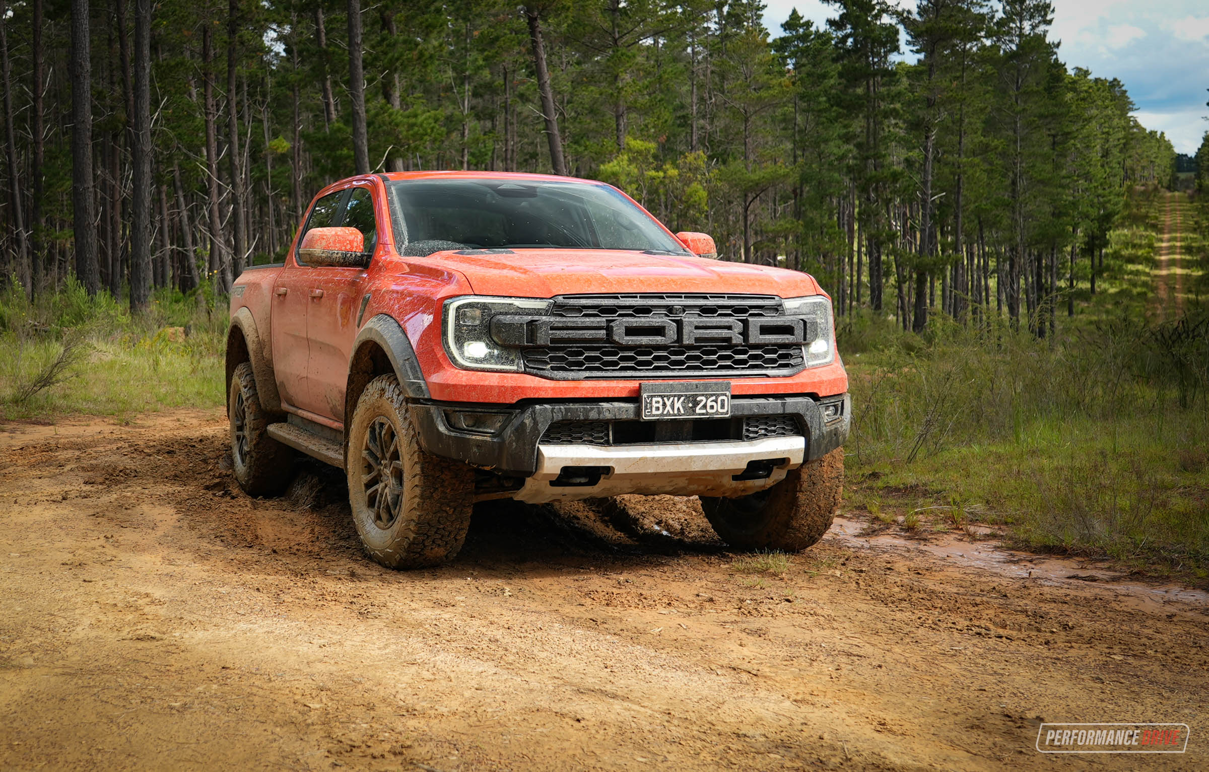 2023 Ford Ranger Raptor review (video)