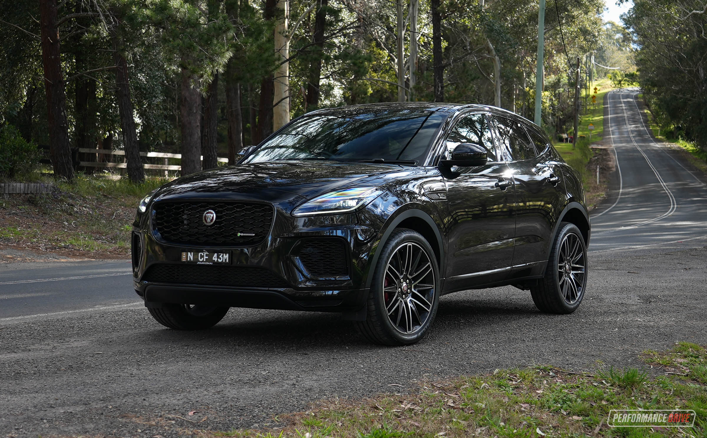 2023 Jaguar E-PACE P250 R-Dynamic HSE review (video)